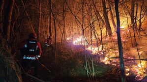 경북 경주 문무대왕면 산불 1단계&hellip;헬기 34대 투입 예정