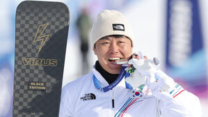 김상겸, 깜짝 은메달&hellip;한국 선수단 '첫 메달'