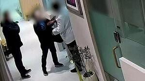 [사건X파일] 건물주의 갑질&hellip;병원에서 의사 노릇까지?