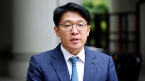 '김건희 공천 청탁' 김상민 전 검사 2심 시작&hellip;그림 가품 여부 집중 심리