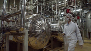 이란 "60% 농축우라늄 희석은 제재 해제에 달려"