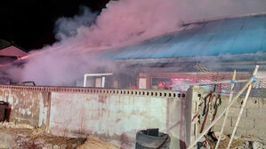 동해 주택 화재 1시간 30여분 만에 꺼져&hellip;주민 3명 경상