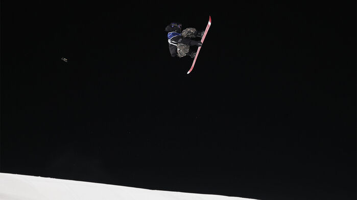 9일(현지시간) 이탈리아 리비뇨 스노파크에서 열린 2026 밀라노-코르티나담페초 동계올림픽 스노보드 여자 빅에어 결선에서 유승은이 묘기를 펼치고 있다.