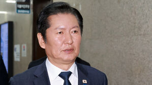 정청래 "지선 전 합당 논의 중단&hellip;민주당&middot;혁신당 당원들께 사과"