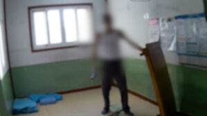 [단독] 들이받고 부수고&hellip;정신질환 재소자 난동 '비상'