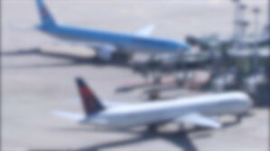 "마지막 여행" 못 막았는데&hellip;이륙 15분 전 긴급 전화