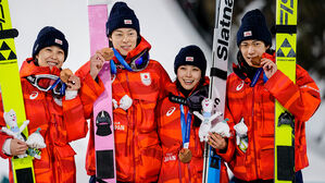 '월드컵 최다 우승' 다카나시, 스키점프 단체전 동메달
