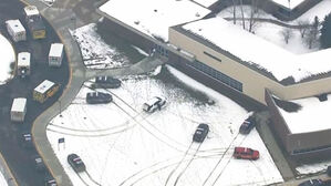 캐나다 산골학교 총기난사&hellip;10명 숨지고 25명 부상