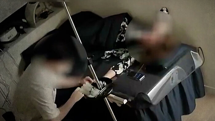 "강남 한복판서" 충격 실체…따라들어간 여성들 '풀썩'