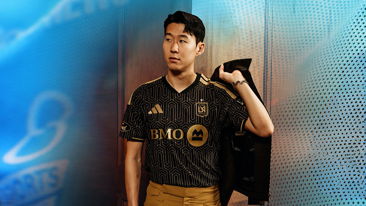 "손흥민이 메인 모델"…LA FC 새 시즌 홈 유니폼 공개