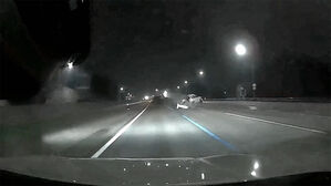 크루즈 컨트롤만 믿고 달리다 '쾅'&hellip;"반드시 전방주시 해야"