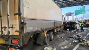 화성 경부고속도로 동탄방음터널서 7중 추돌&hellip;7명 경상