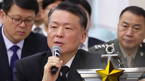 국방부, 12&middot;3 계엄 의혹 강동길 해군참모총장 직무 배제