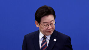 이 대통령 "집 팔라고 강요하지 않아&hellip;부당한 특혜 회수"