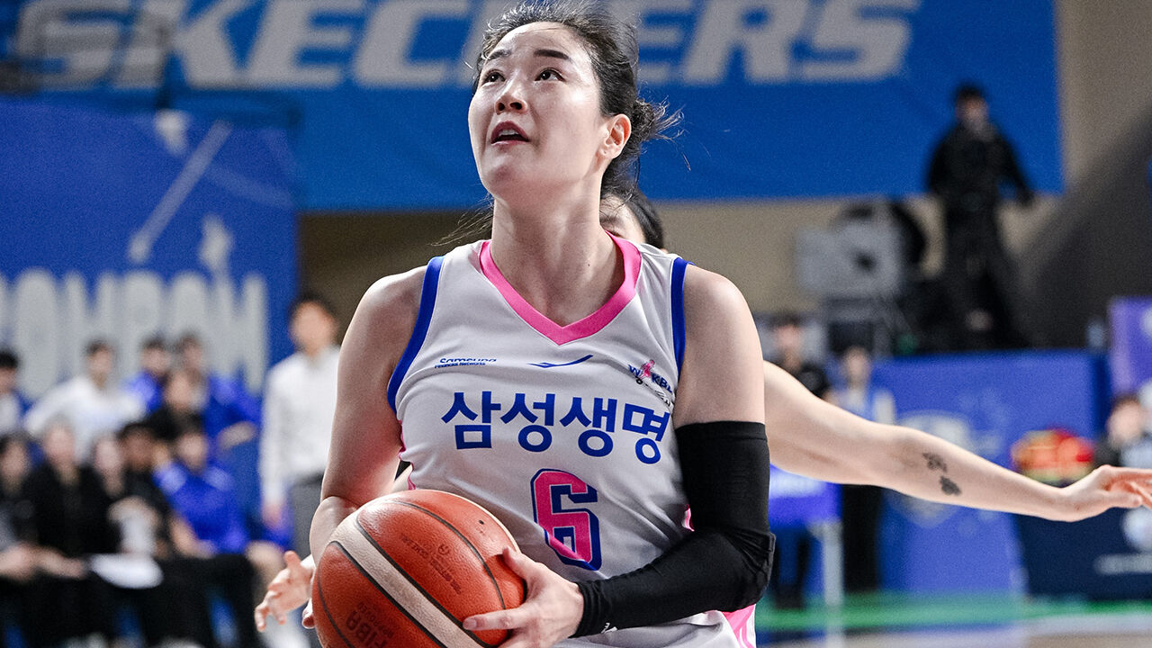 여자농구 삼성생명, 우리은행에 역전승…3위 도약