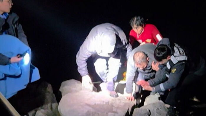 충남 태안군 남면 마검포항서 바다에 빠진 50대 주취자 (사진=태안해양경찰서 제공)