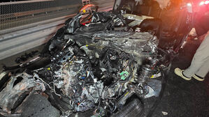 고속도로 역주행하다 버스와 충돌&hellip;20대 여성 사망