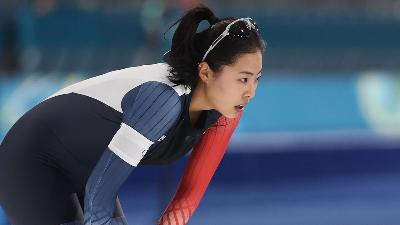 '빙속 샛별' 이나현 "4년 뒤엔 시상대 오를 것"