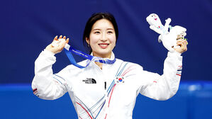 '람보르길리'의 질주에 밀라노 깜짝&hellip;첫 메달에 뜨거운 눈물