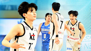 강성욱, 역시 '특급 신인'&hellip;오늘은 '4쿼터 해결사'