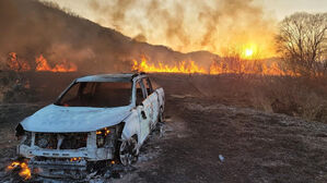 영천서 승용차 화재가 하천 주변으로 번져&hellip;10헥타르 소실