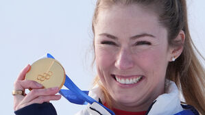 '스키 여제' 시프린, 알파인스키 회전 8년 만에 우승