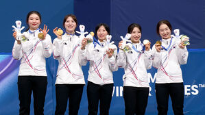 여자 3,000m 계주 금메달&hellip;8년 만에 정상 탈환