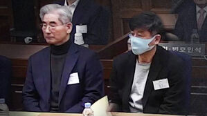 '2인자' 김용현 30년&middot;'설계자' 노상원 18년&hellip;"내란 실행 주도"