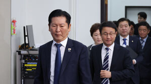 정청래 "55세면 사형인가&hellip;조희대 사법부 이대로 못 둬"