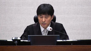 [맥락] 특검 추가 내용 인정 안 해&hellip;'내란 요건' 좁게 본 영향은?