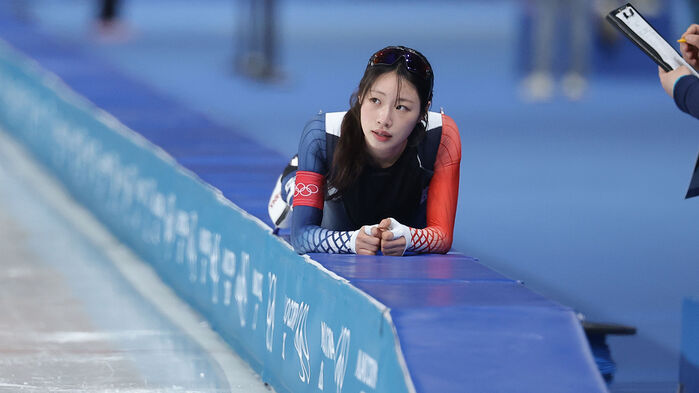 20일(현지시간) 이탈리아 밀라노 스피드스케이팅 스타디움에서 열린 2026 밀라노-코르티나담페초 동계올림픽 스피드스케이팅 여자 1500m에 출전한 임리원이 경기를 마친 뒤 숨을 고르고 있다. (사진=연합뉴스)