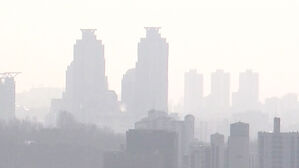 북서풍에 실려 황사 유입&hellip;남동진하며 전국에 영향