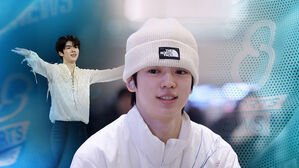 웃으며 귀국&hellip;메달 없어도 "잊지 못할 시간"