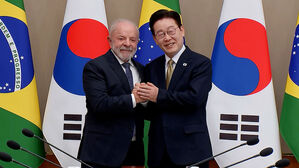 '소년공 출신' 룰라와 정상회담&hellip;"닮은 게 많네요"