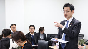 중수청 조직 일원화&middot;6대 범죄 수사&hellip;정부, 43일 만에 재입법 예고