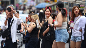 지난해 외국인 관광객 '역대 최대' 1,900만 명 육박