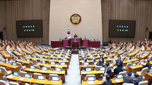 '3차 상법 개정안' 필리버스터 대치&hellip;다음은 '법 왜곡죄'