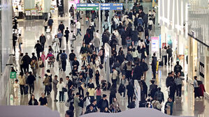 지난해 카드 해외 사용액 33조 원&hellip;사상 최대치 경신