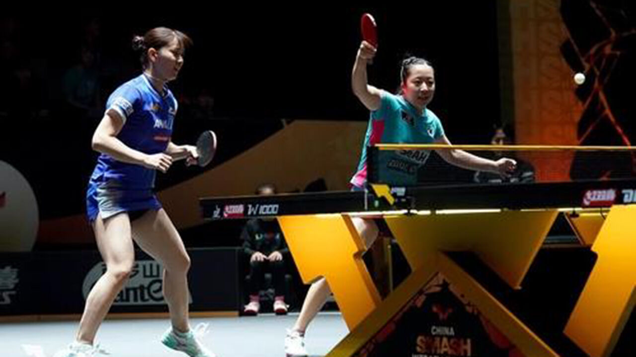 탁구 신유빈, 나가사키와 짝이뤄 싱가포르 스매시 여복 준결승 진출