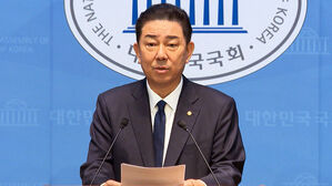 김병기 오늘 소환&hellip;'갑질&middot;공천헌금' 등 의혹만 13가지