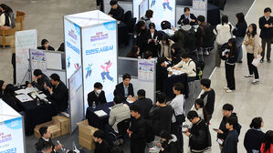 인천시, 항공 &middot;바이오&middot;로봇 등 정규직 일자리 500개 창출