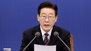 이 대통령 "적대 감정, 순식간에 없앨 수 없어&hellip;지속적인 노력 필요"