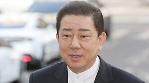 경찰, '대학 편입&middot;취업 특혜' 의혹 김병기 차남 2차 소환