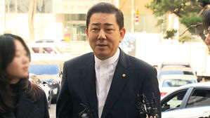 김병기, 10시간 만에 다시 경찰 출석&hellip;13가지 의혹 조사