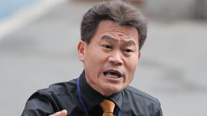 경찰, 전한길 재소환&hellip;'이준석 부정선거 당선' 주장 혐의 조사