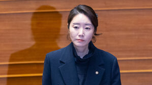 [단독] 경찰, '공천헌금 수수' 의혹 강선우 자산 추징보전 신청