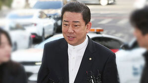 김병기 이틀째 출석&hellip;"기회 되면 말씀드릴 자리 마련"