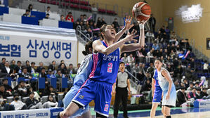 삼성생명, 신한은행에 올 시즌 전승&hellip;4강 PO 보인다