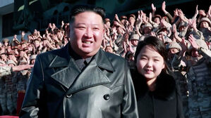 북 여성 후계자 등장?&hellip;점점 아빠 닮아가는 13살 김주애