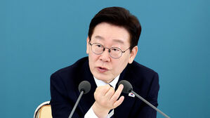 이 대통령 "다주택 팔기 싫다면 그냥 두시라&hellip;이익&middot;손실은 정부가 정해"